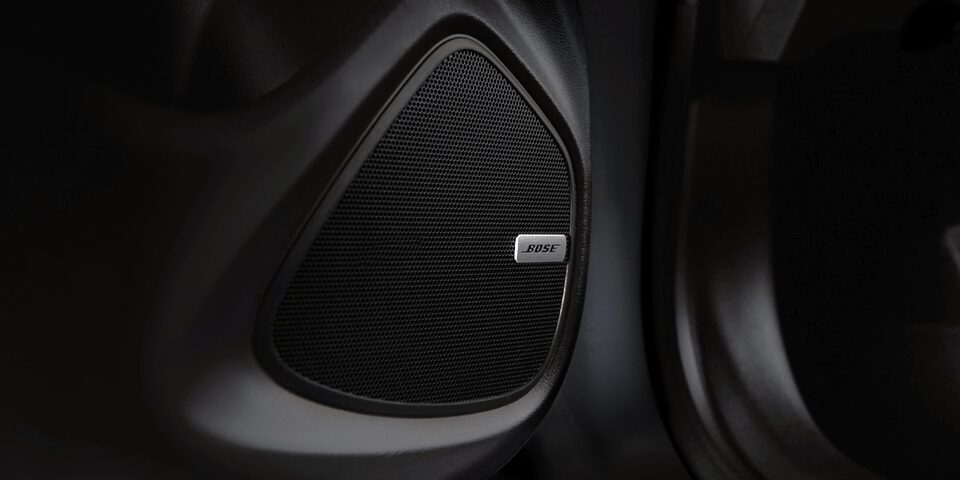 Sistema de audio premium de 7 bocinas Bose para tu moderna Buick Encore GX 2023