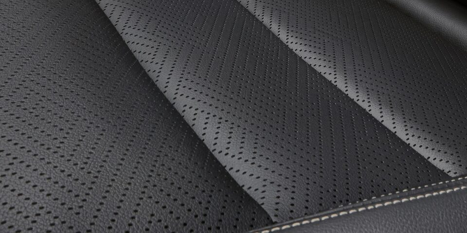 Elegantes asientos delanteros de piel y calefactables para tu Buick Encore GX 2023