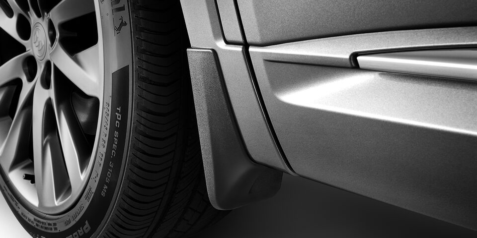 Loderas traseras negras para tu Buick Envision 2023