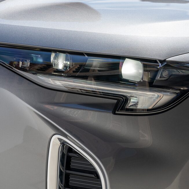 Faros con función de auto apagado y auto encendido en Buick Envision 2023