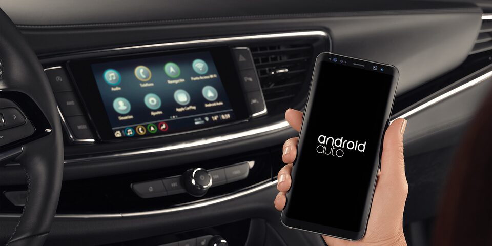 Proyección inalámbrica con Android Auto y Apple CarPlay sin necesidad de cables en tu Buick Enclave 2024