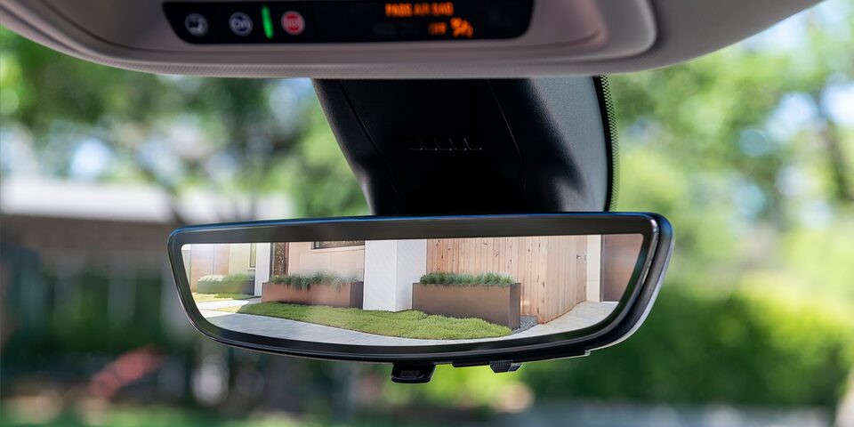 Full Mirror Display en tu SUV familiar de lujo, Buick Enclave 2024