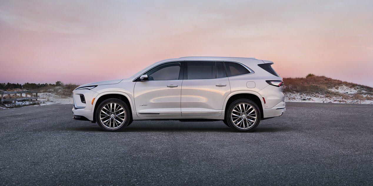 El renovado diseño exterior de la nueva Buick Enclave 2025, proyecta sofisticación y estilo