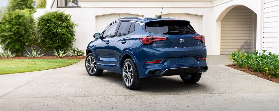 Adquiere todos los accesorios premium para Buick Encore 2025, SUV compacta