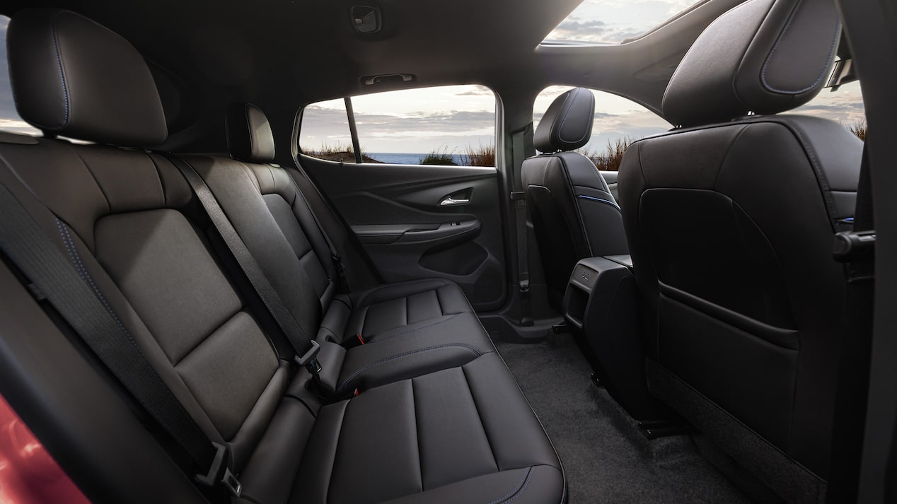 Espacioso espacio para pasajeros en tu Buick Envista 2025, SUV premium