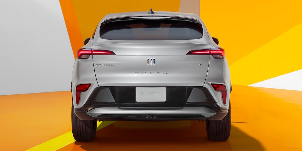 Innovadora tecnología manos libres en la cajuela de Buick Envision 2025, SUV premium