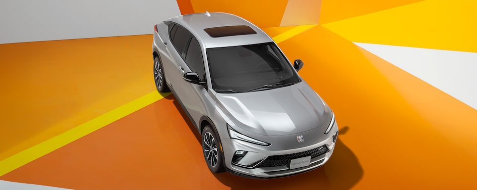 Recorre cualquier camino con el respaldo de un motor turbo de 3 cilindros de 1.2 L con transmisión automática de 6 velocidades y sistema Start/Stop en tu Buick Envista 2025, SUV premium