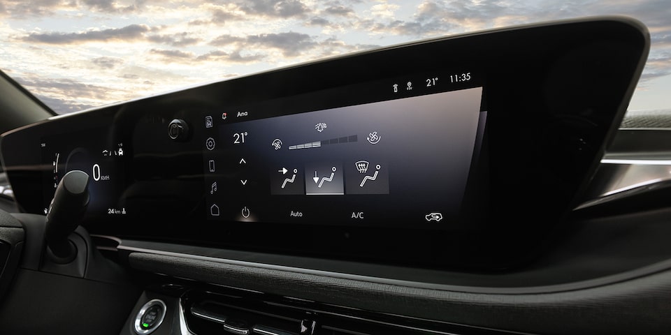Tu Buick Envista 2025, SUV premium, está equipada con tecnología superior para mejorar tu experiencia en cada nivel