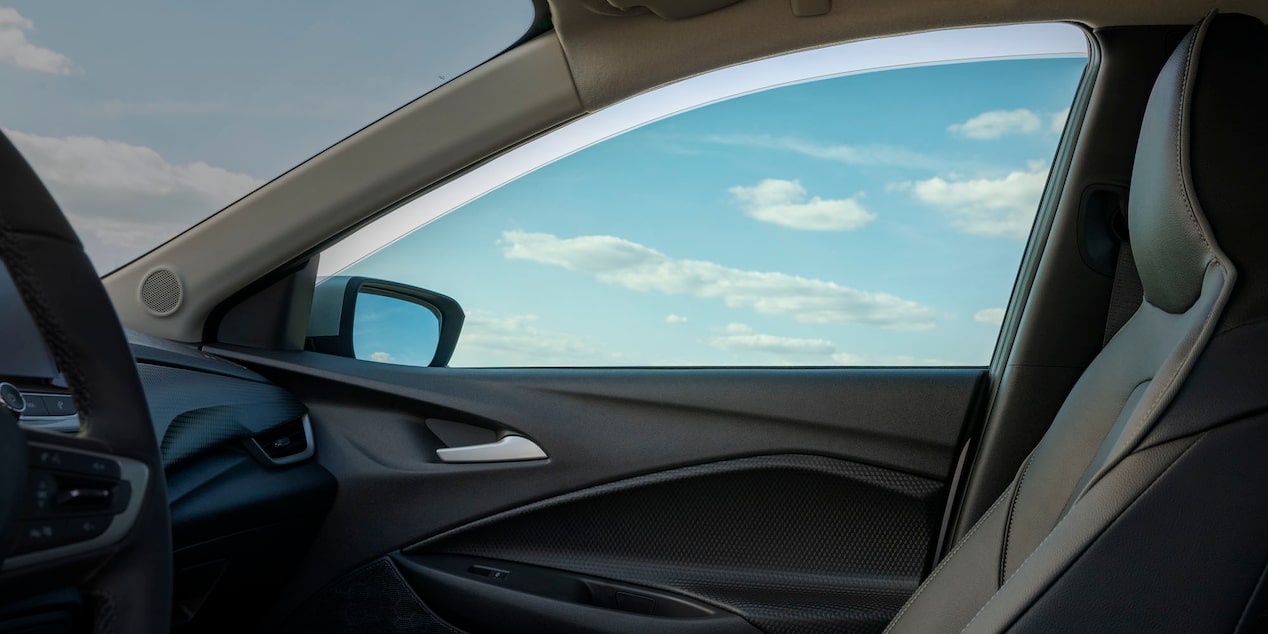 Película de seguridad y control solar de Buick Encore 2026